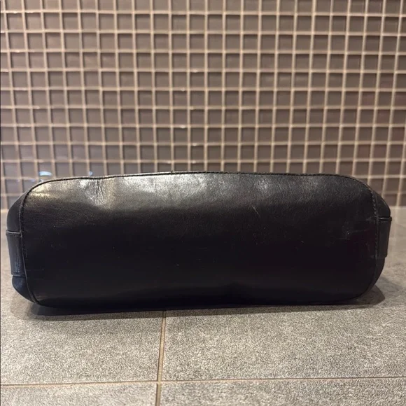 ✨ Authentic Gucci Tom Ford–Era Small Leather Hobo Bag (1997–1999) ✨ - Picture 4 of 17